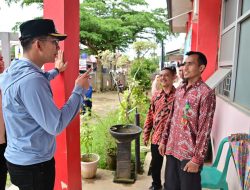 Sidak ke UPTD Puskesmas Hajimena, Bupati Egi Kecewa Banyak Pegawai Sudah Pulang Kantor