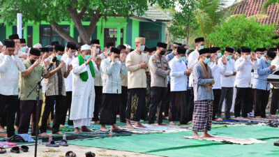 Pemkab dan Kemenag Lampung Selatan Satukan Ikhtiar Hadapi Kekeringan Lewat Salat Istisqa di 17 Kecamatan